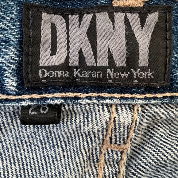 DKNY Women's Jean Straight Denim Blue‎ Women's Size W28xL32 VTG NWT - Picture 7 of 13